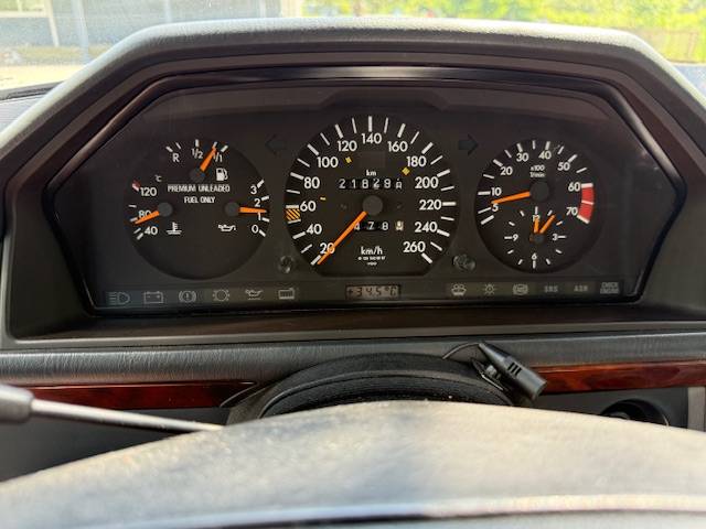 Mercedes-benz-500-500e-1992-silver-7
