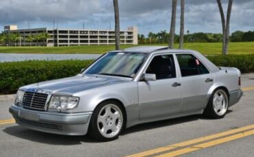 Mercedes-benz-500e-1992-Silver-Blue-10