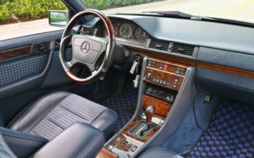 Mercedes-benz-500e-1992-Silver-Blue-14
