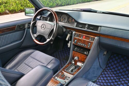 Mercedes-benz-500e-1992-Silver-Blue-14