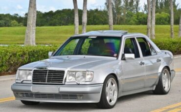 Mercedes-benz-500e-1992-Silver-Blue-15