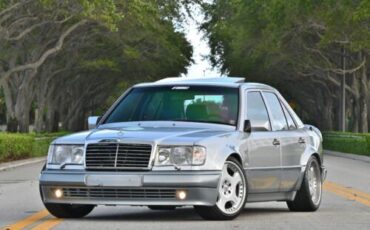 Mercedes-benz-500e-1992-Silver-Blue-17