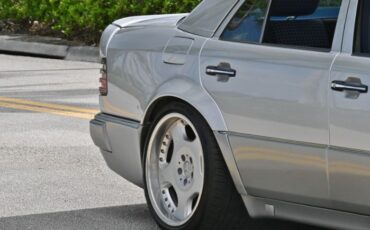 Mercedes-benz-500e-1992-Silver-Blue-22