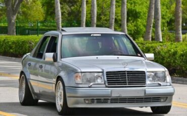 Mercedes-benz-500e-1992-Silver-Blue-7