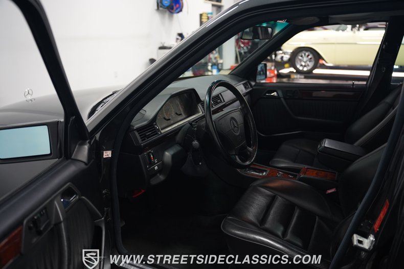 Mercedes-benz-500e-1993-Black-Black-16