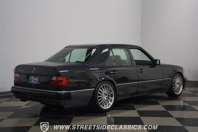 Mercedes-benz-500e-1993-Black-Black-25