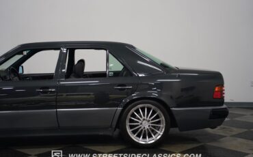 Mercedes-benz-500e-1993-Black-Black-38