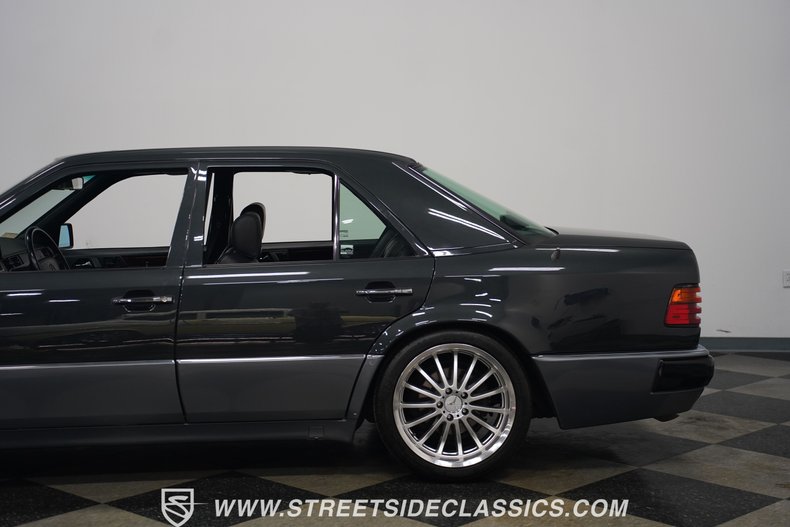 Mercedes-benz-500e-1993-Black-Black-38