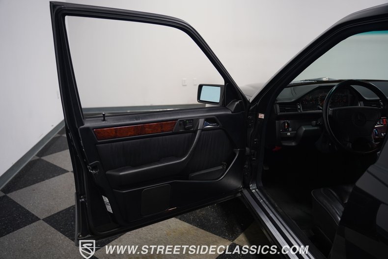 Mercedes-benz-500e-1993-Black-Black-49