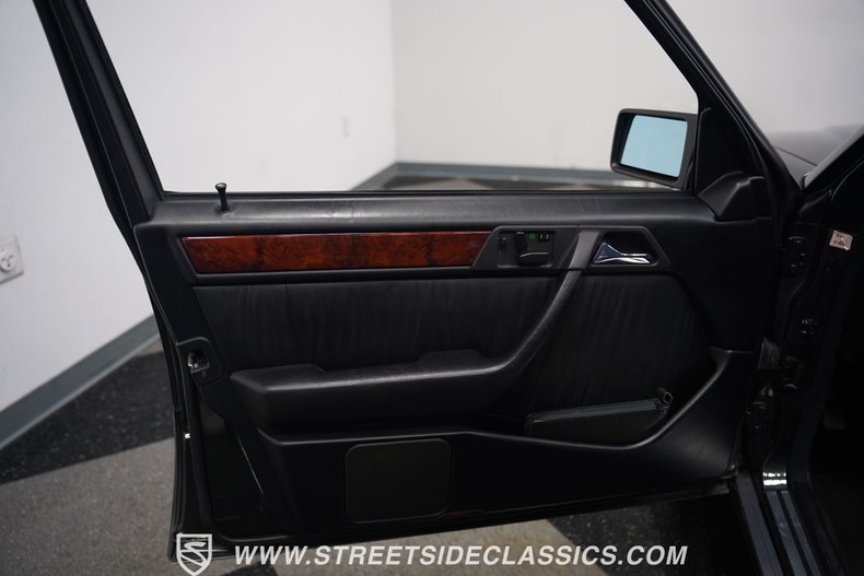 Mercedes-benz-500e-1993-Black-Black-8