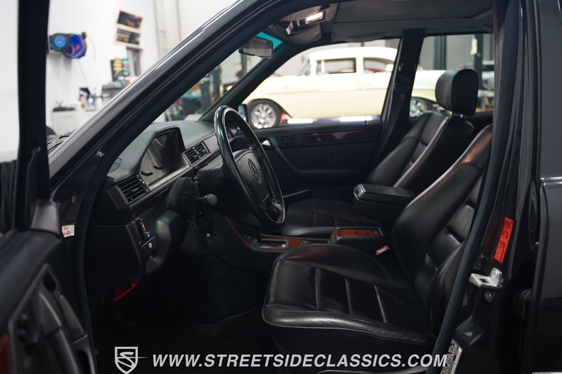Mercedes-benz-500e-1993-Black-Black-9