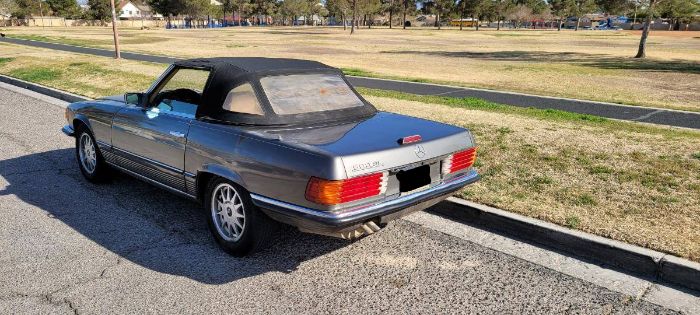 Mercedes-benz-500sl-1983-Gray-3