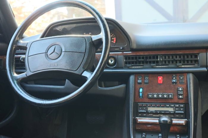 Mercedes-benz-500sl-1987-Black-2