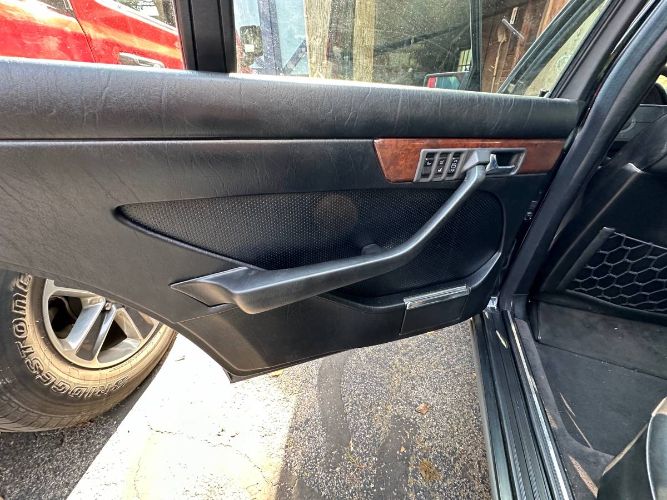 Mercedes-benz-500sl-1987-Black-8