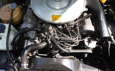 Mercedes-benz-500slc-1981-Silver-Gray-14