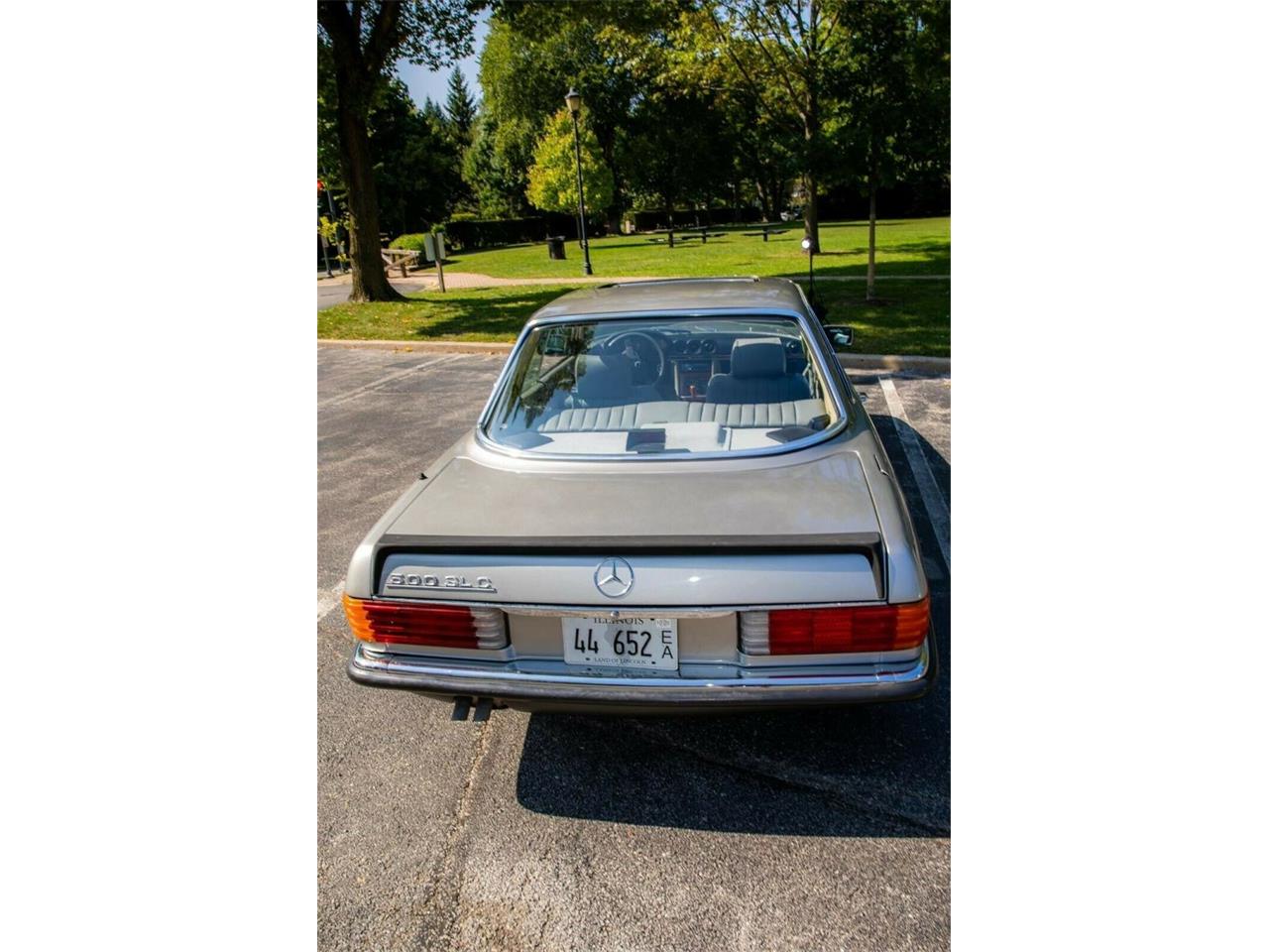 Mercedes-benz-500slc-1981-Silver-Gray-5