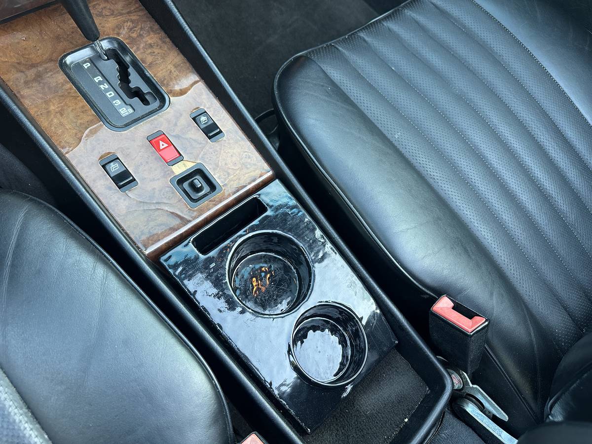 Mercedes-benz-560-560sl-1986-black-1