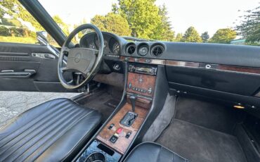 Mercedes-benz-560-560sl-1986-black-3