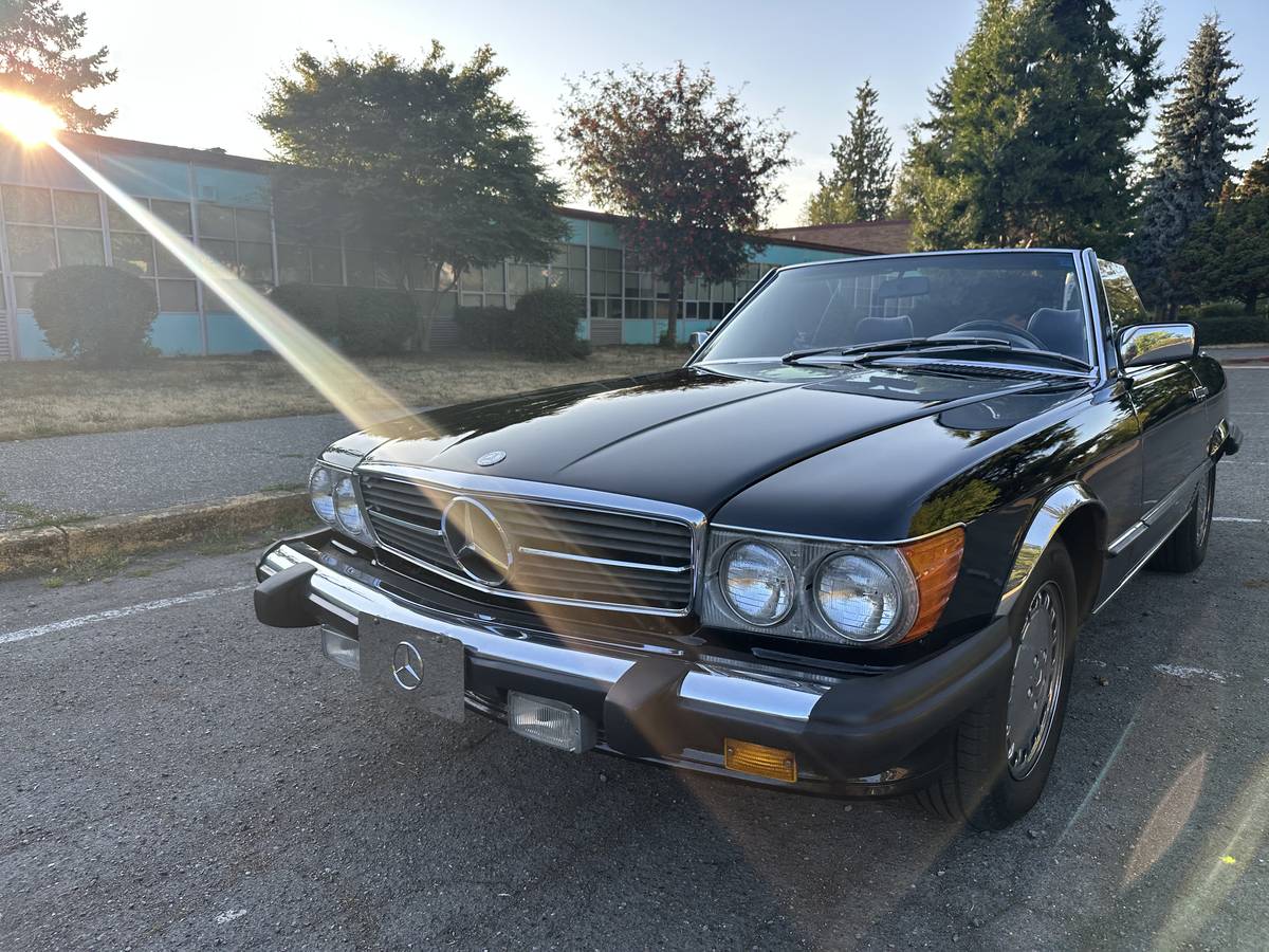 Mercedes-benz-560-560sl-1986-black-4