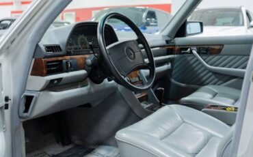 Mercedes-benz-560-series-sel-4d-1991-silver-11