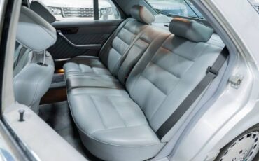 Mercedes-benz-560-series-sel-4d-1991-silver-15
