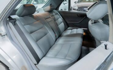Mercedes-benz-560-series-sel-4d-1991-silver-19