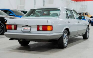 Mercedes-benz-560-series-sel-4d-1991-silver-7