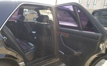 Mercedes-benz-560sel-1989-Black-Black-3