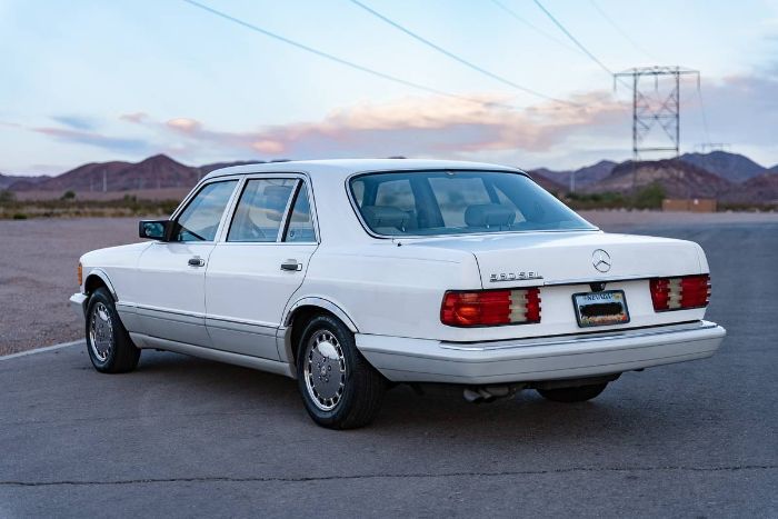 Mercedes-benz-560sel-1989-White-Gray-18