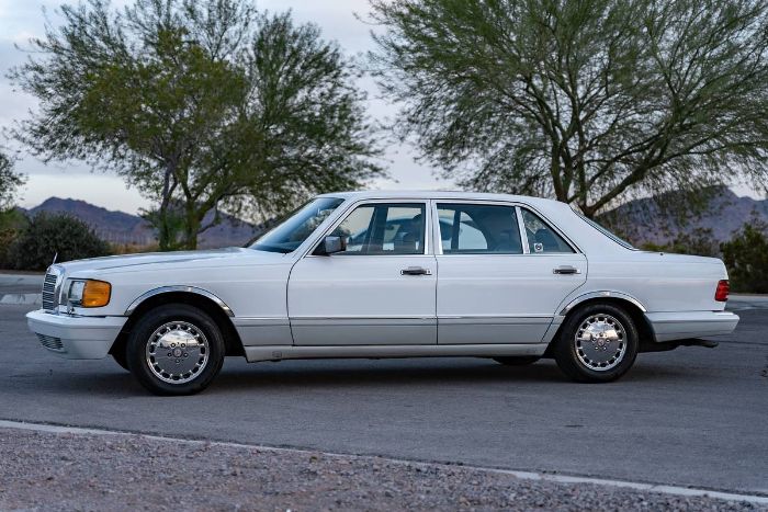 Mercedes-benz-560sel-1989-White-Gray-21