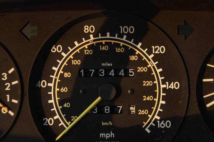 Mercedes-benz-560sel-1989-White-Gray-7