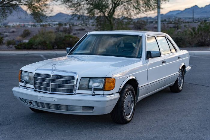 Mercedes-benz-560sel-1989-White-Gray