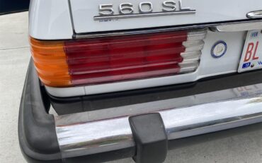 Mercedes-benz-560sl-1986-Artic-white-Blue-18