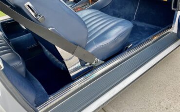 Mercedes-benz-560sl-1986-Artic-white-Blue-6
