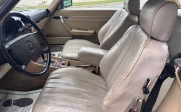 Mercedes-benz-560sl-1986-Yellow-tan-7