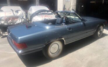 Mercedes-benz-560sl-1987-Blue-11