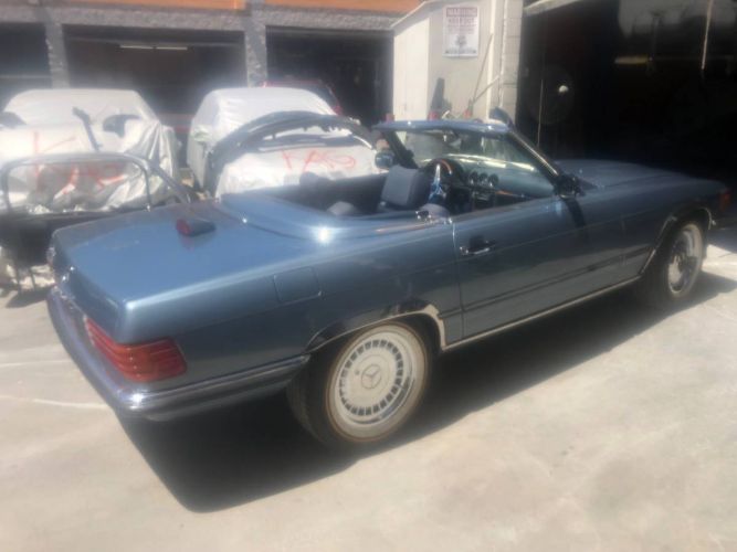 Mercedes-benz-560sl-1987-Blue-11