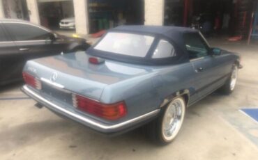 Mercedes-benz-560sl-1987-Blue-5
