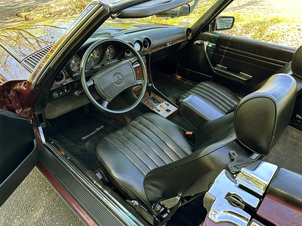 Mercedes-benz-560sl-1987-Burgundy-Black-28