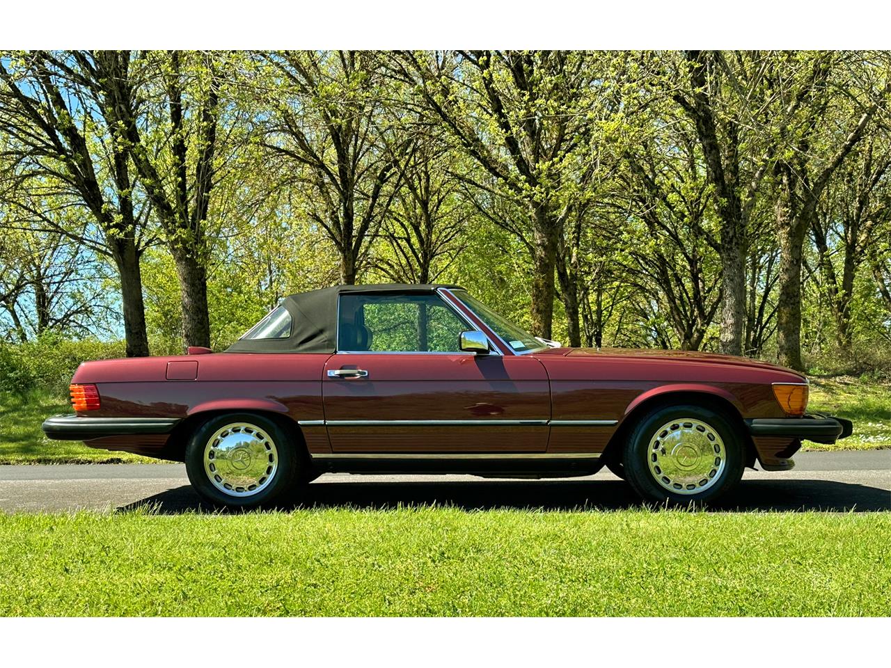 Mercedes-benz-560sl-1987-Burgundy-Black-3