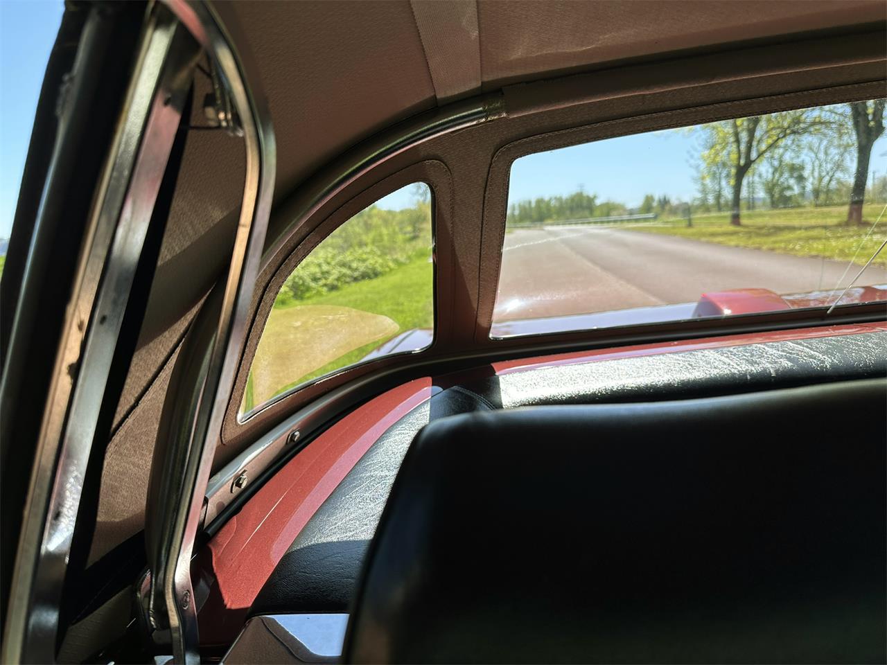 Mercedes-benz-560sl-1987-Burgundy-Black-4
