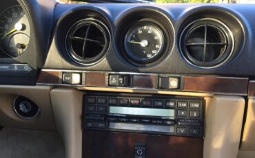 Mercedes-benz-560sl-1987-Cabernet-Red-Beige-10
