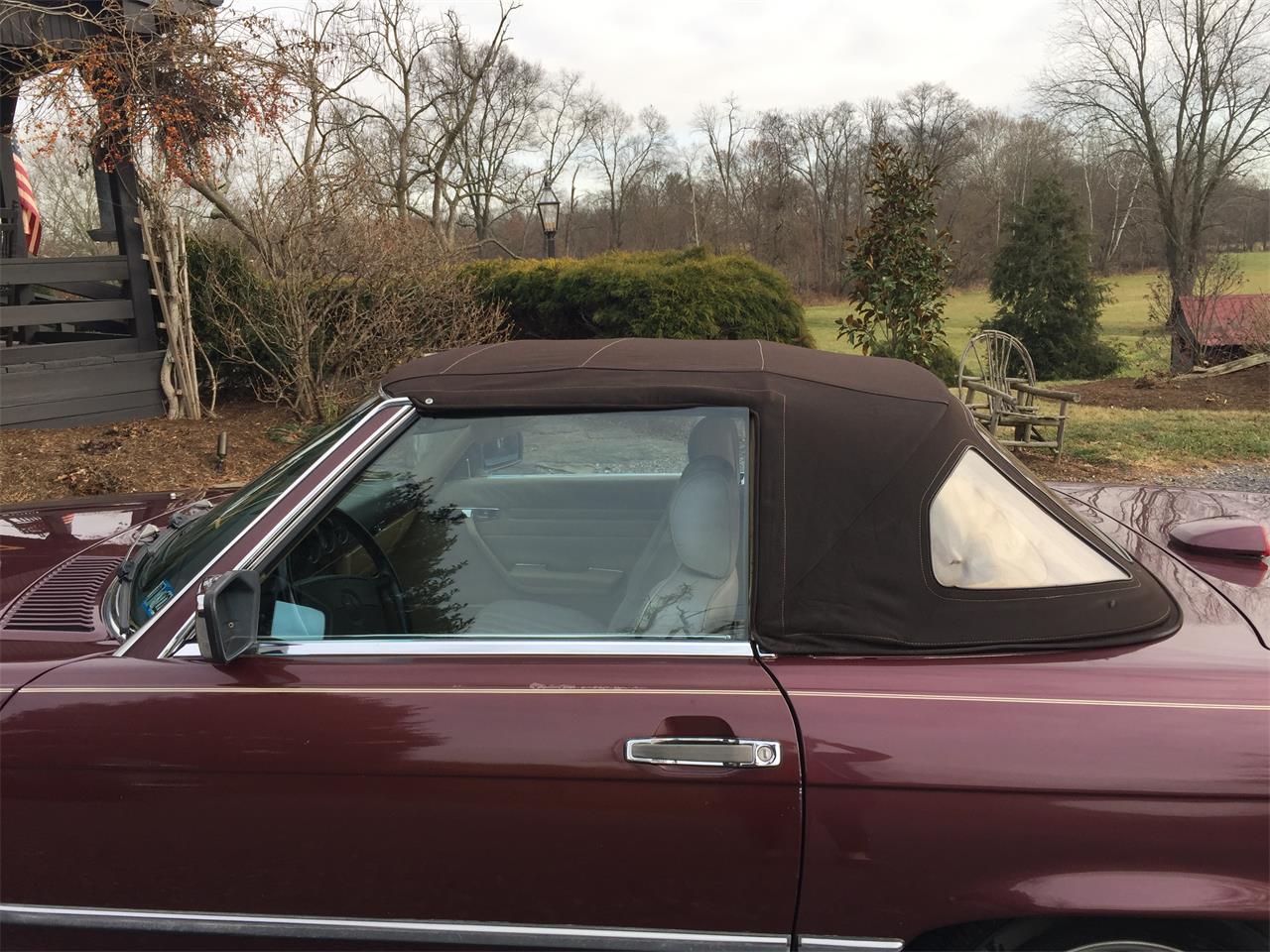 Mercedes-benz-560sl-1987-Cabernet-Red-Beige-14