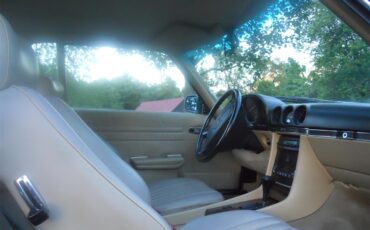 Mercedes-benz-560sl-1987-Cabernet-Red-Beige-4