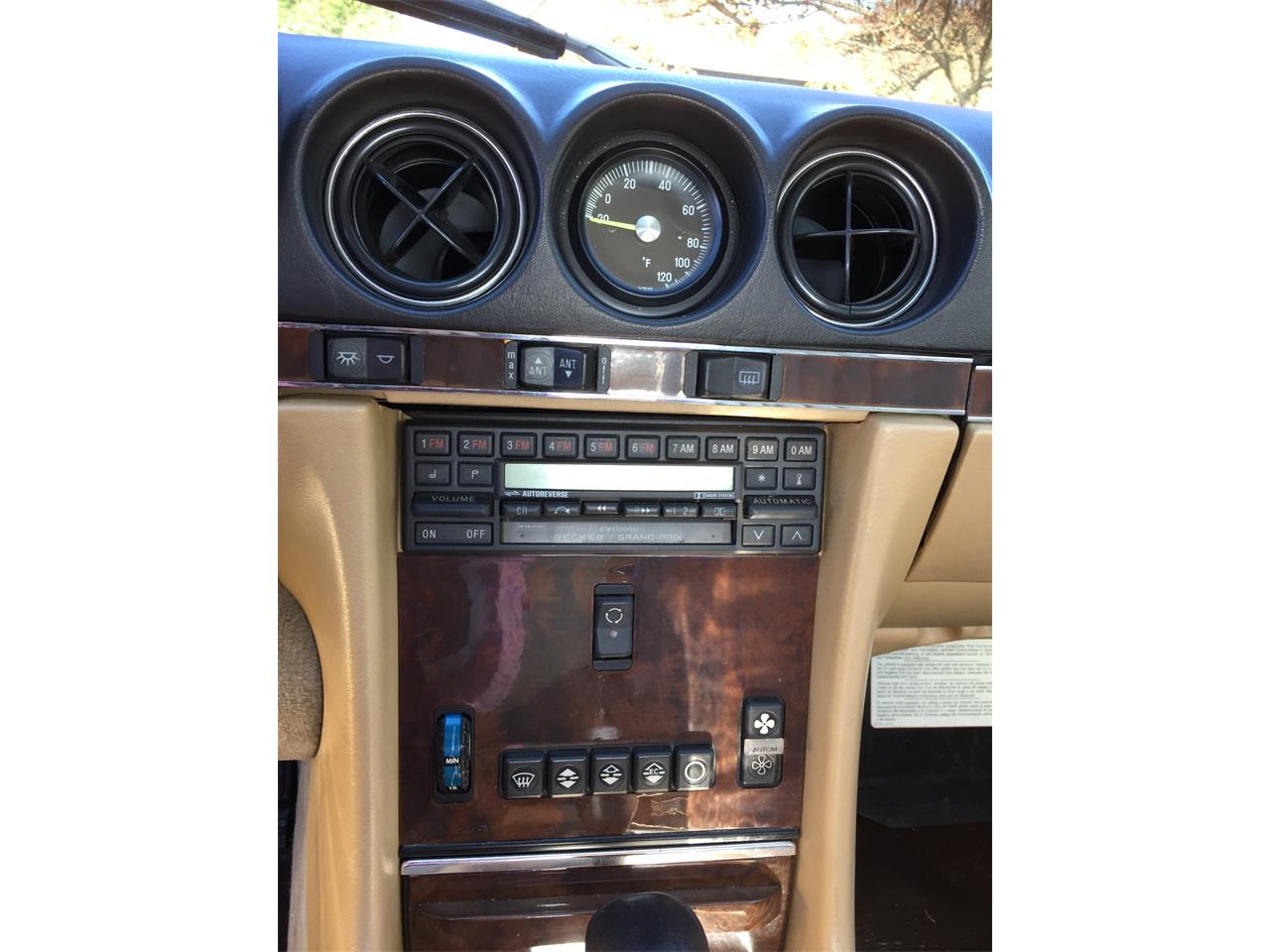 Mercedes-benz-560sl-1987-Cabernet-Red-Beige