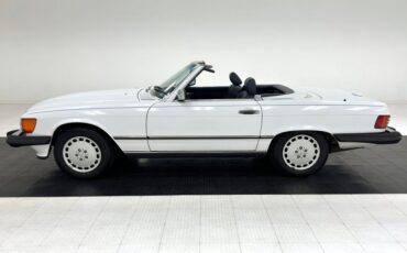Mercedes-benz-560sl-1988-White-Navy-Blue-11