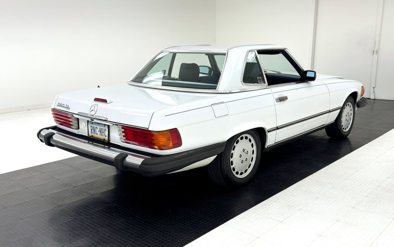 Mercedes-benz-560sl-1988-White-Navy-Blue-16