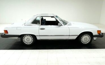 Mercedes-benz-560sl-1988-White-Navy-Blue-17