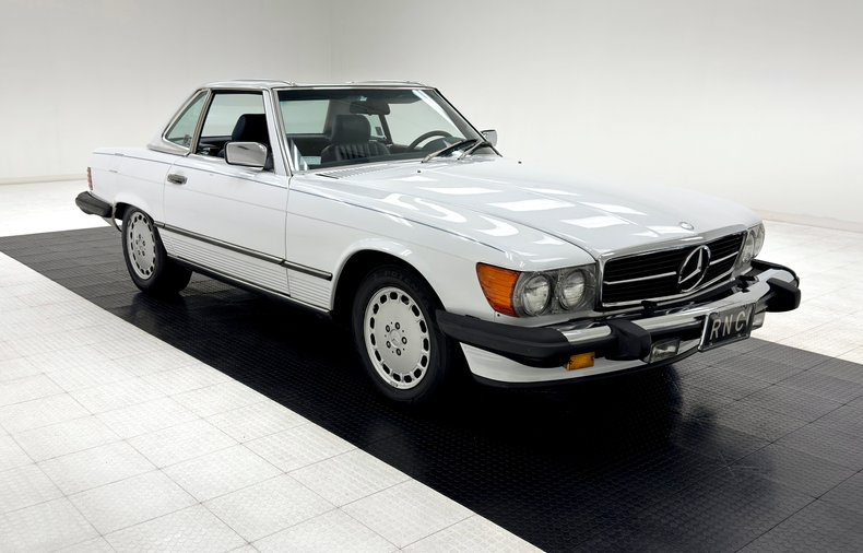 Mercedes-benz-560sl-1988-White-Navy-Blue-18