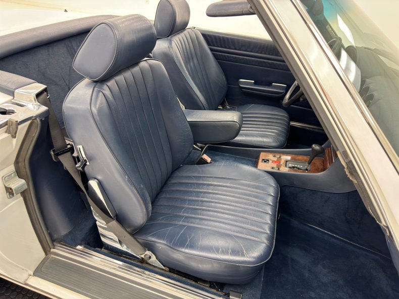 Mercedes-benz-560sl-1988-White-Navy-Blue-2